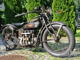 Henderson%20Deluxe%201300cc%201924%20-%20De%20-%20Kaindl%20Andreas2.JPG
